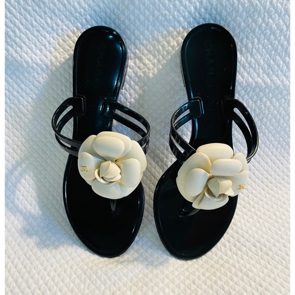 CHANEL CAMELLIA SANDALS Size 37 - Picture 6 of 16
